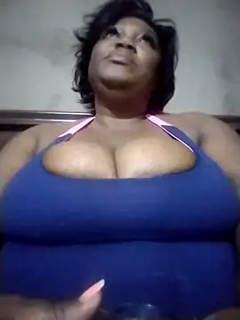 MATUREBUSSTY online show from 24, 5, 2026