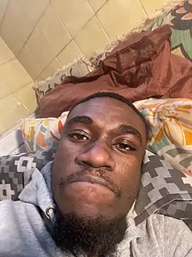 Snapshot of Pinepool21 chatting on 26, 10, 2025 Pinepool21 online show from 26, 10, 2025