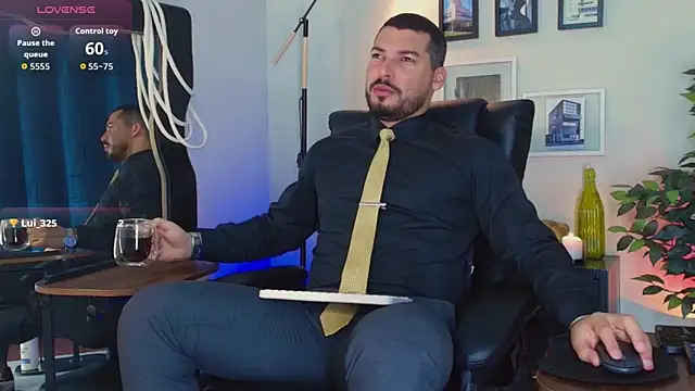 Snapshot of HenryBenso chatting on 8, 4, 2026 HenryBenso online show from 8, 4, 2026