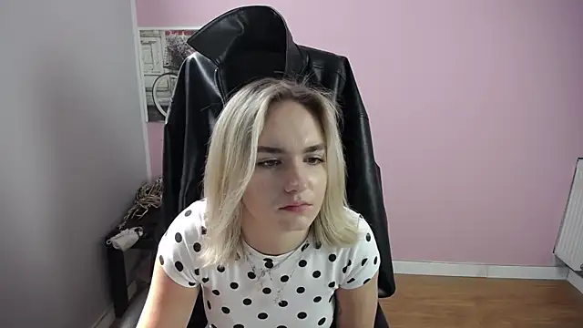 viktoria lovely online show from 17, 6, 2026