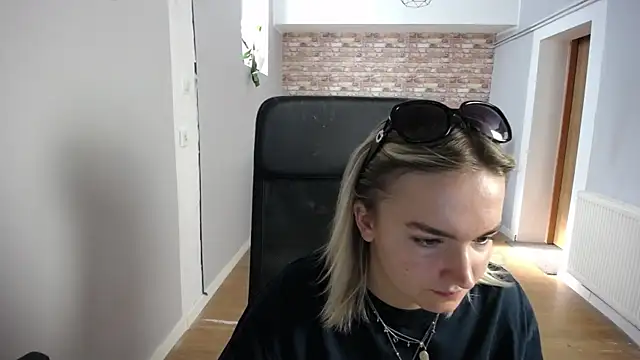 viktoria lovely online show from 29, 7, 2026