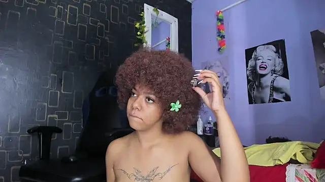 Snapshot of Alika01 chatting on 6, 2, 2025 Alika01 online show from 6, 2, 2025