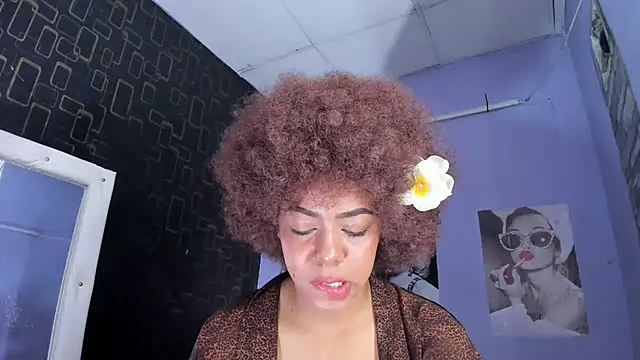 Snapshot of Alika01 chatting on 6, 2, 2025 Alika01 online show from 6, 2, 2025