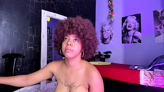 Snapshot of Alika01 chatting on 10, 2, 2025 Alika01 online show from 10, 2, 2025