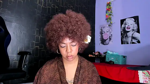 Snapshot of Alika01 chatting on 13, 2, 2025 Alika01 online show from 13, 2, 2025