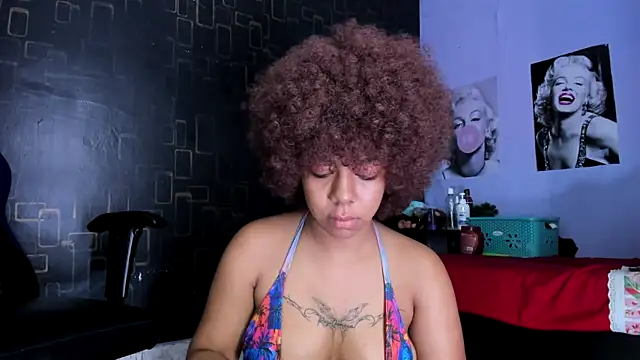 Snapshot of Alika01 chatting on 15, 2, 2025 Alika01 online show from 15, 2, 2025