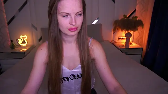 AmelyKim online show from 3, 12, 2024