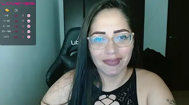 Snapshot of natashasmithe chatting on 15, 12, 2024 natashasmithe online show from 15, 12, 2024