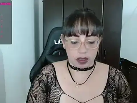 Snapshot of natashasmithe chatting on 30, 12, 2024 natashasmithe online show from 30, 12, 2024