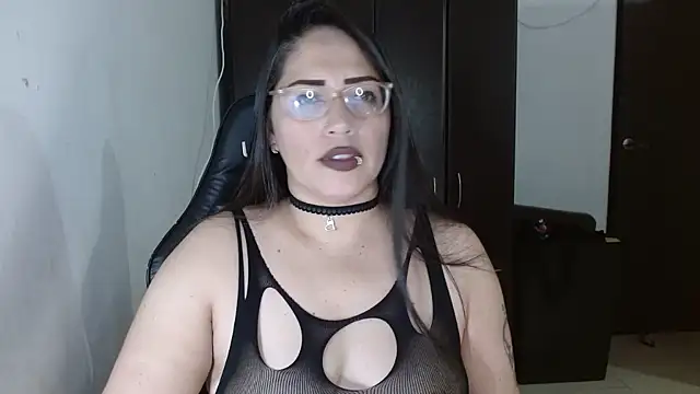 Snapshot of natashasmithe chatting on 17, 11, 2025 natashasmithe online show from 17, 11, 2025