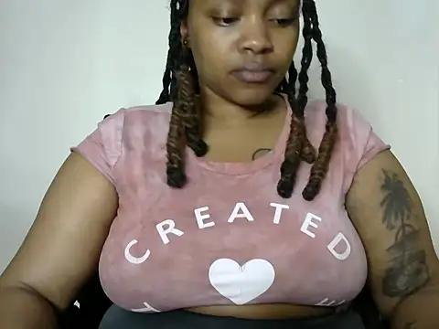 Snapshot of Brown_sexy chatting on 28, 1, 2025 Brown sexy online show from 28, 1, 2025