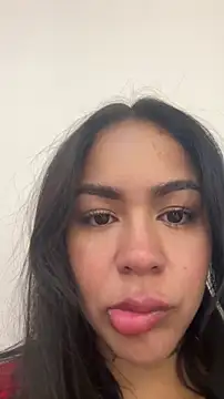 IsabelaVanegas  online show from 1, 12, 2025