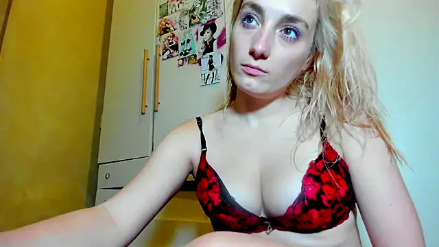 Monicbabe online show from 22, 9, 2025