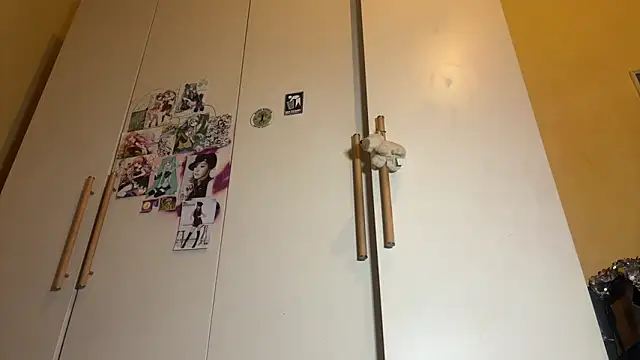 Monicbabe online show from 7, 10, 2025