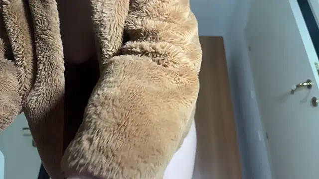 Snapshot of Monicbabe chatting on 19, 2, 2026 Monicbabe online show from 19, 2, 2026