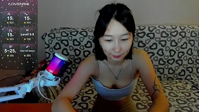 SaraXray online show from 19, 12, 2025