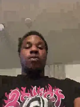 cocopuff242 online show from 10, 6, 2026