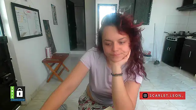 Snapshot of Scarletleon77 chatting on 2, 2, 2026 Scarletleon77 online show from 2, 2, 2026