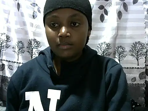 Snapshot of Sweet_kelsiey chatting on 15, 12, 2024 Sweet kelsiey online show from 15, 12, 2024