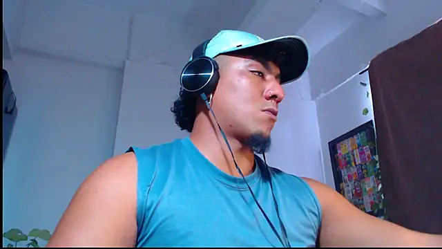 Snapshot of yosoy_enzo2020 chatting on 2, 12, 2024 yosoy enzo2020 online show from 2, 12, 2024