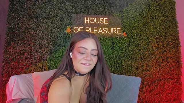 Snapshot of sarah-bonneth chatting on 26, 2, 2026 sarah-bonneth online show from 26, 2, 2026