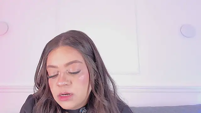 Snapshot of sarah-bonneth chatting on 23, 3, 2026 sarah-bonneth online show from 23, 3, 2026