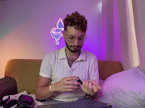 Snapshot of axel_giracr chatting on 15, 10, 2025 axel giracr online show from 15, 10, 2025