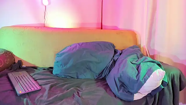 axel giracr online show from 21, 11, 2025