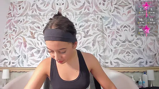 valentina cortes72 online show from 25, 1, 2025