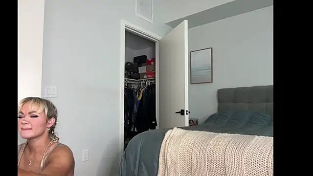 ElenaErickson online show from 16, 3, 2026