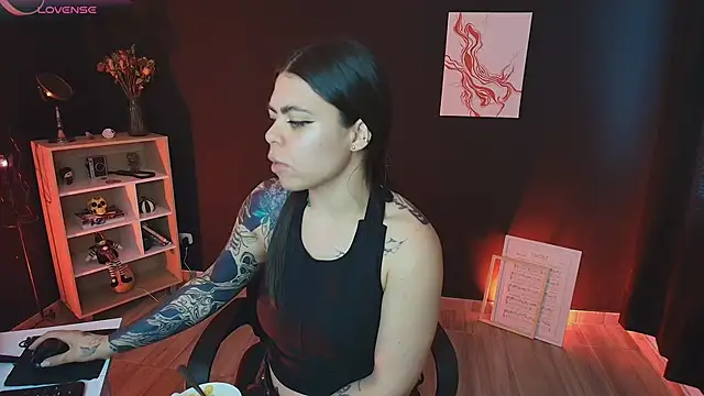  WednesdayFriday  online show from 17, 9, 2025