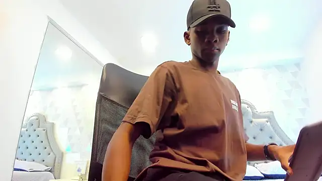 Snapshot of JacksonMuller_ chatting on 13, 12, 2024 JacksonMuller online show from 13, 12, 2024