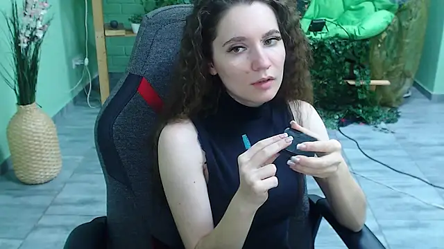 Miss Barbara  online show from 5, 2, 2025