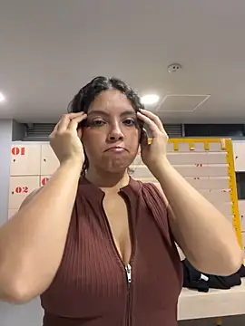 Snapshot of Nathcurly_ chatting on 23, 12, 2024 Nathcurly online show from 23, 12, 2024