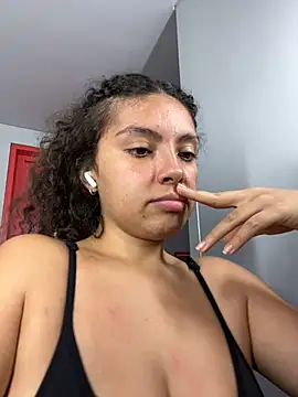 Snapshot of Nathcurly_ chatting on 27, 12, 2024 Nathcurly online show from 27, 12, 2024