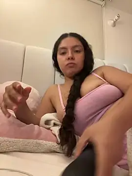 Nathcurly  online show from 7, 10, 2025