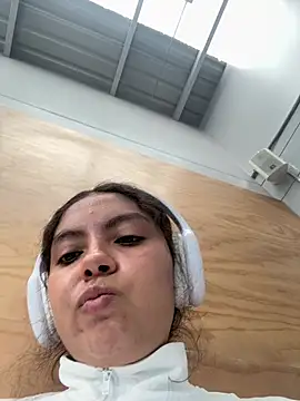 Nathcurly  online show from 30, 4, 2026