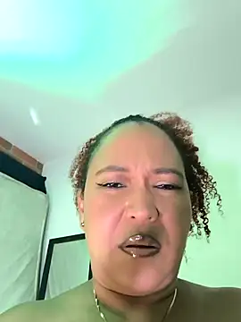 debboraWagner online show from 30, 12, 2024