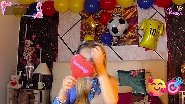 EvelinaGrey online show from 19, 6, 2026