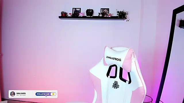 Snapshot of kali_ka_ chatting on 24, 11, 2025 kali ka online show from 24, 11, 2025