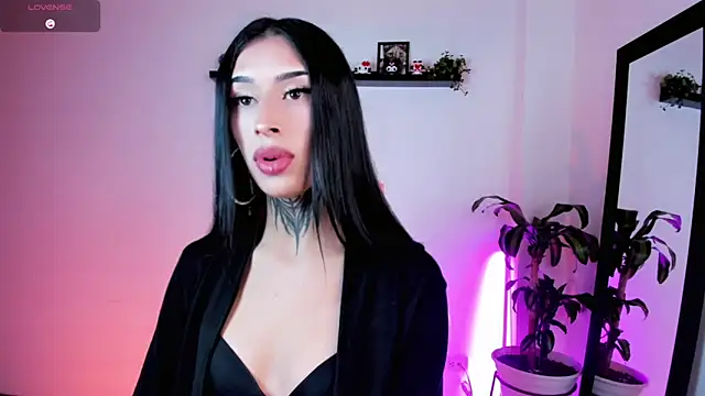 Snapshot of kali_ka_ chatting on 18, 12, 2025 kali ka online show from 18, 12, 2025