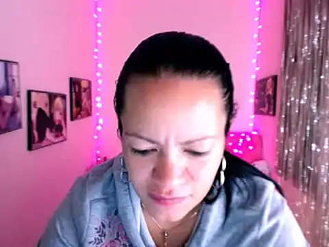 Cristal w online show from 3, 12, 2024