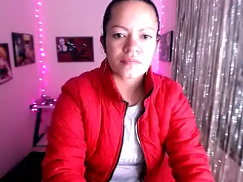 Cristal w online show from 31, 1, 2025