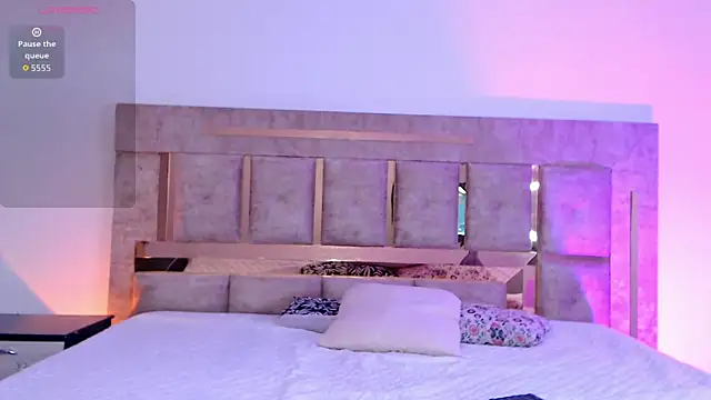 Kasey   online show from 19, 10, 2025