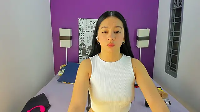 Lila Pinky online show from 2, 2, 2026