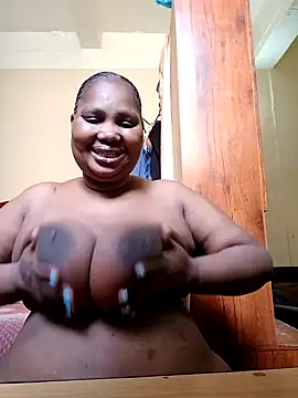 Snapshot of ThickSexyMelons chatting on 6, 2, 2025 ThickSexyMelons online show from 6, 2, 2025