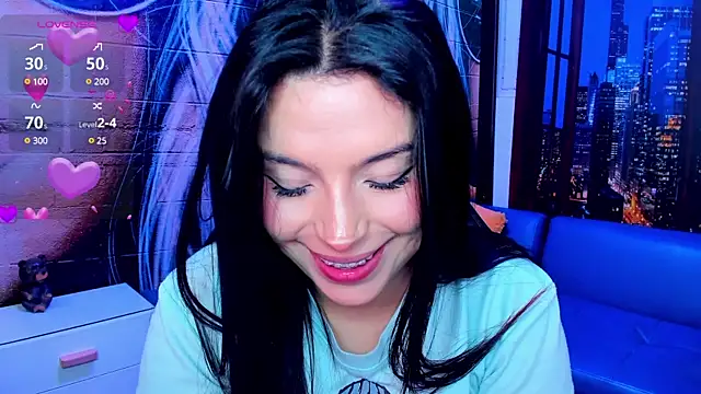 Snapshot of Small_naughty_ chatting on 4, 1, 2025 Small naughty online show from 4, 1, 2025
