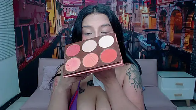 Snapshot of Small_naughty_ chatting on 7, 10, 2025 Small naughty online show from 7, 10, 2025