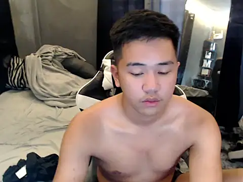 Snapshot of xgregor07 chatting on 27, 10, 2025 xgregor07 online show from 27, 10, 2025