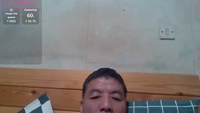 Snapshot of Beijing2000 chatting on 11, 2, 2025 Beijing2000 online show from 11, 2, 2025